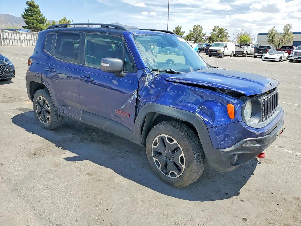53411576 :رقم المزاد ، ZACCJBCB2HPG08840 vin ، 2017 Jeep Renegade مزاد بيع