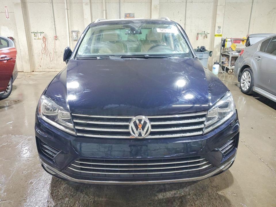 2015 Volkswagen Touareg მანქანა იყიდება აუქციონზე, vin: WVGEF9BP4FD002222, აუქციონის ნომერი: 52534666