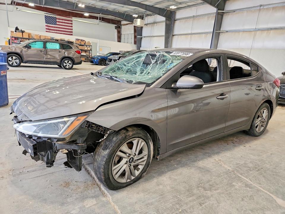 53977896 :رقم المزاد ، 5NPD84LF5LH536385 vin ، 2020 Hyundai Elantra مزاد بيع