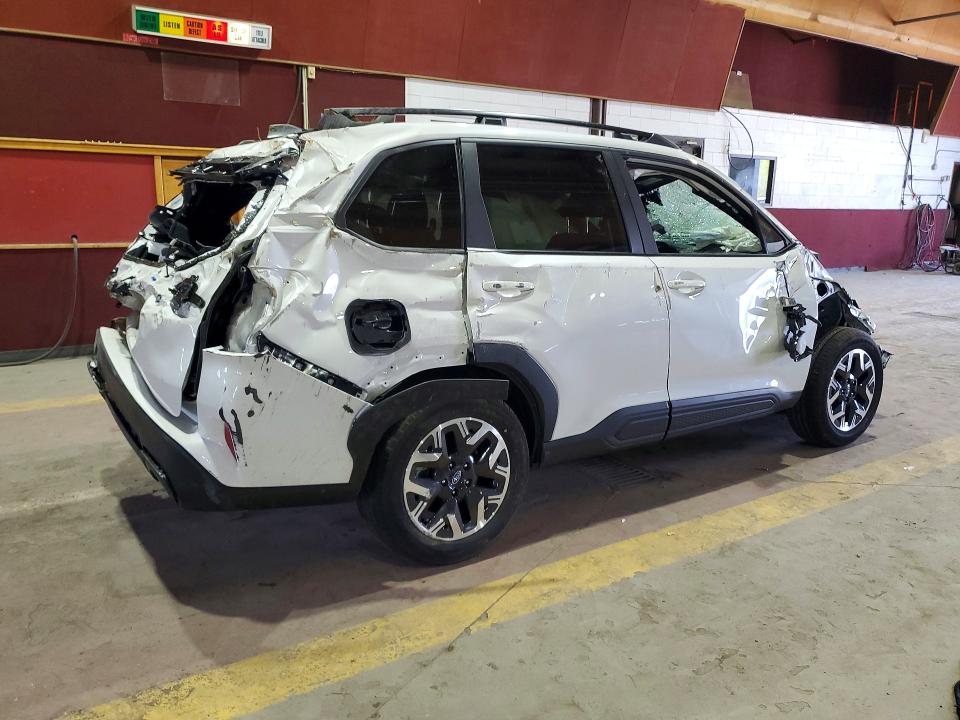 2026 Subaru Forester მანქანა იყიდება აუქციონზე, vin: 4S4SLDD60T3071946, აუქციონის ნომერი: 52550156