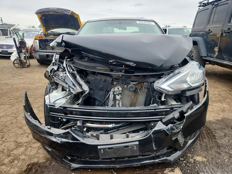 53233366 :رقم المزاد ، 3N1AB7AP1JY321896 vin ، 2018 Nissan Sentra مزاد بيع