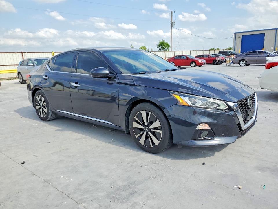 Продажа на аукционе авто 2019 Nissan Altima, vin: 1N4BL4DV1KC141146, номер лота: 53132726
