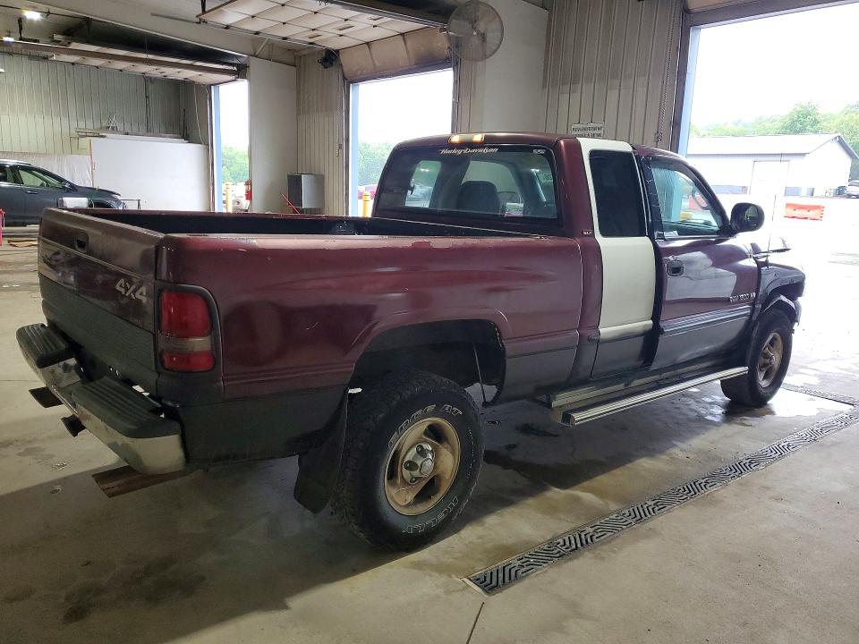52407706 :رقم المزاد ، 1B7HF13Y4YJ111276 vin ، 2000 Dodge Ram 1500 مزاد بيع