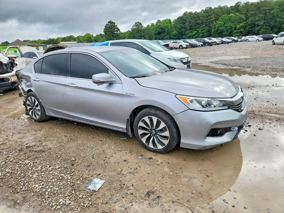 2017 Honda Accord მანქანა იყიდება აუქციონზე, vin: JHMCR6F34HC005895, აუქციონის ნომერი: 53666266