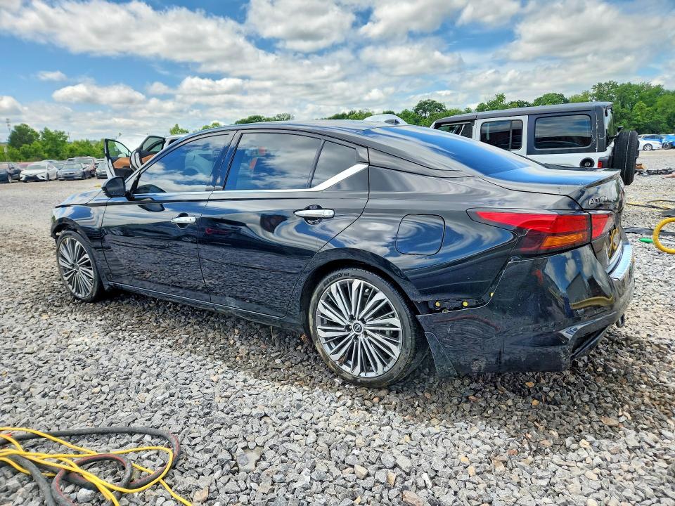 Продажа на аукционе авто 2023 Nissan Altima, vin: 1N4BL4EV0PN424101, номер лота: 52576316