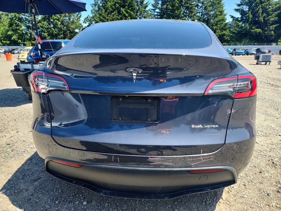 2021 Tesla Model Y მანქანა იყიდება აუქციონზე, vin: 5YJYGAEE7MF136626, აუქციონის ნომერი: 54597046