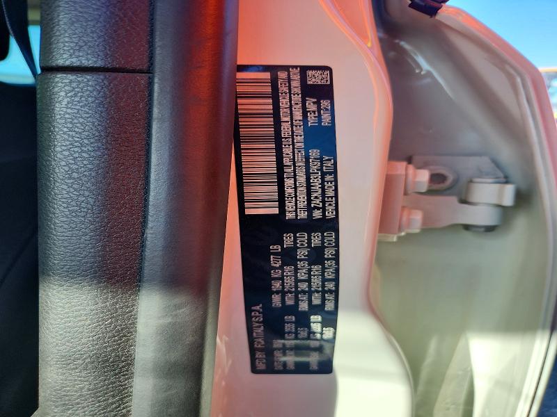 53200776 :رقم المزاد ، ZACNJAAB3LPK97169 vin ، 2020 Jeep Renegade مزاد بيع