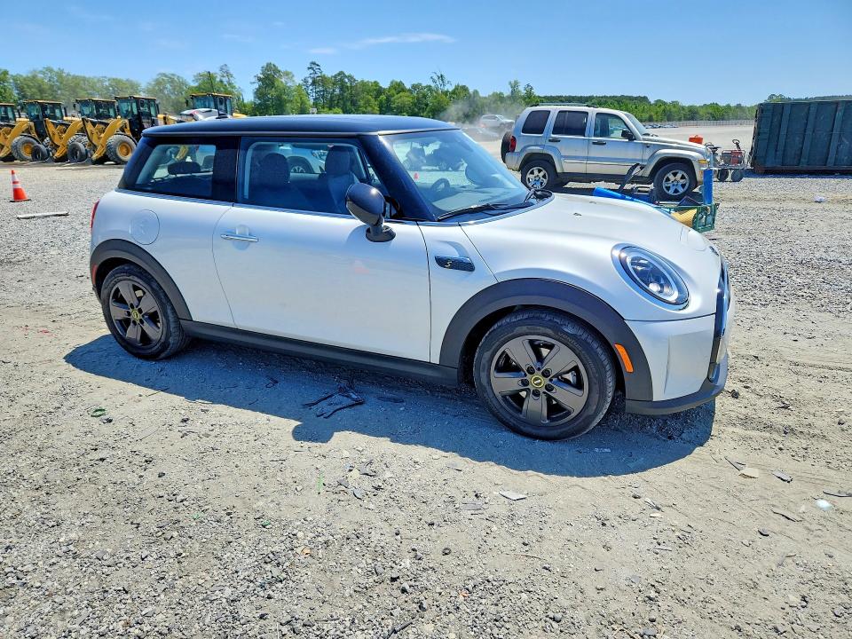 Продаж на аукціоні авто 2024 Mini Cooper, vin: WMW13DJ01R2V88488, номер лоту: 53592476