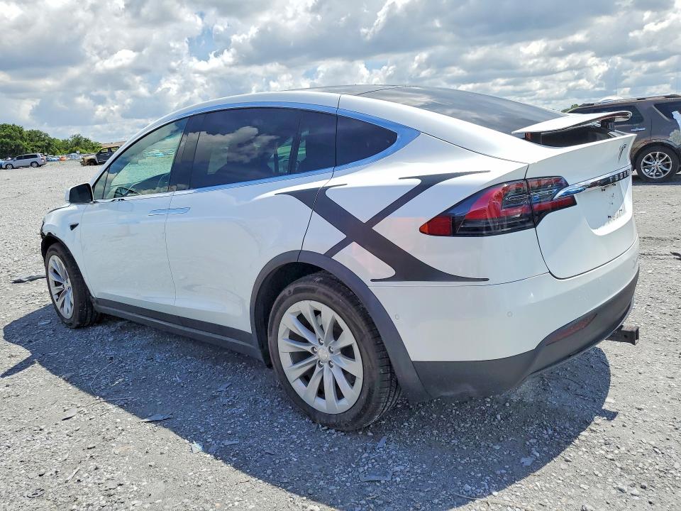 55024506 :رقم المزاد ، 5YJXCDE20KF207502 vin ، 2019 Tesla Model X مزاد بيع