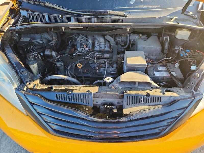 Продажа на аукционе авто 2017 Toyota Sienna, vin: 5TDZZ3DC1HS856239, номер лота: 55356316