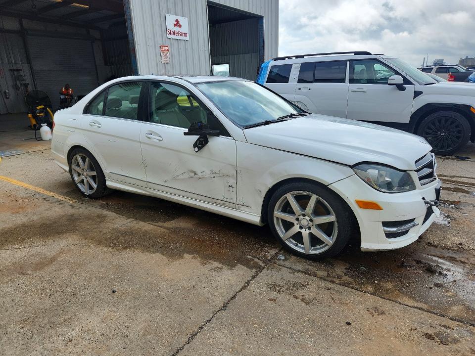 Aukcja sprzedaży 2014 Mercedes-benz C, vin: WDDGF4HB1EA964379, numer aukcji: 54464676