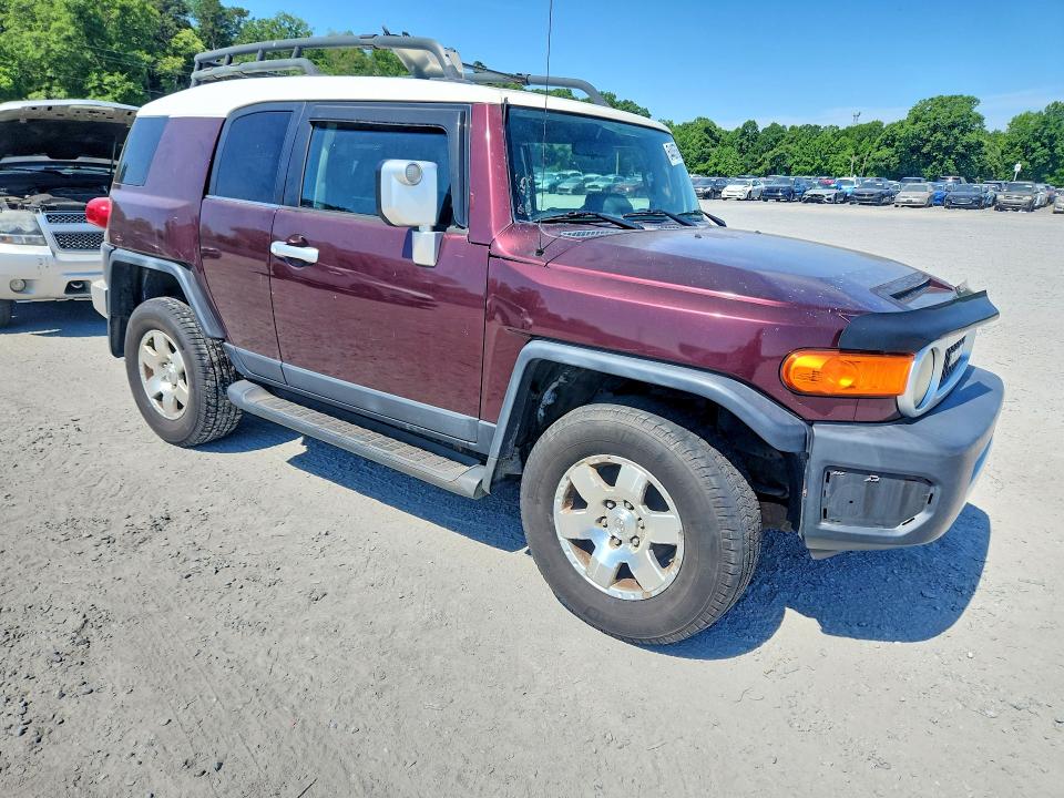 54405766 :رقم المزاد ، JTEBU11F970036345 vin ، 2007 Toyota Fj Cruiser مزاد بيع