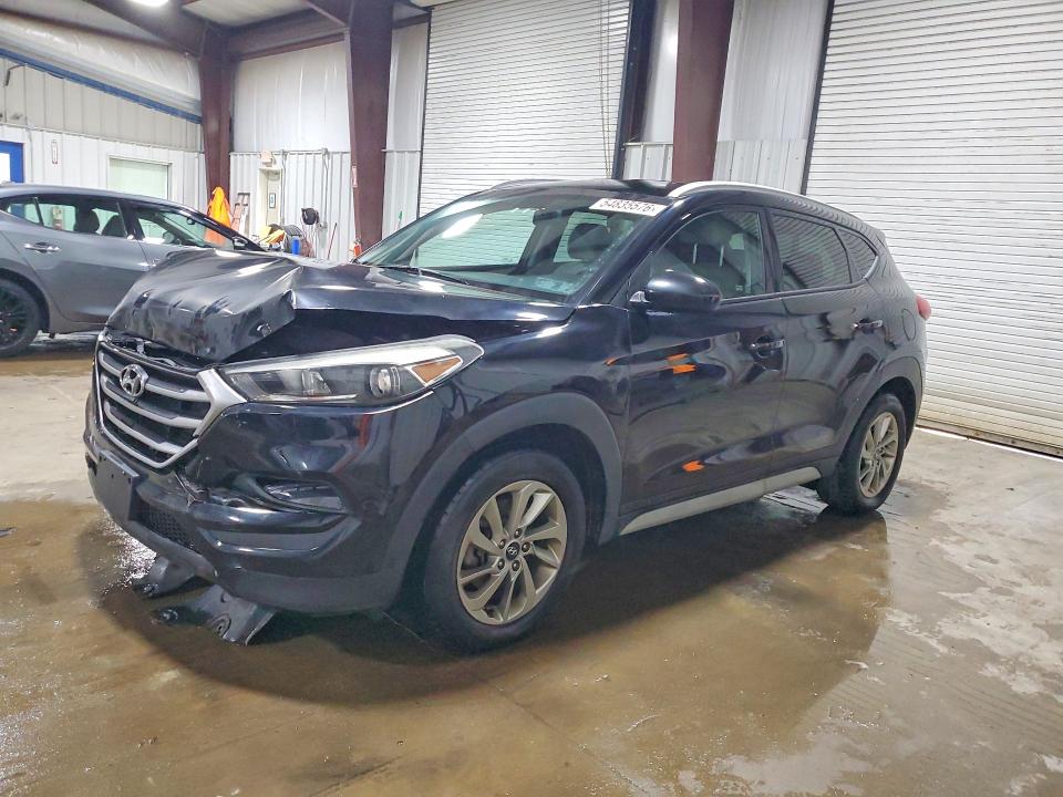 54835576 :رقم المزاد ، KM8J3CA46JU633817 vin ، 2018 Hyundai Tucson مزاد بيع