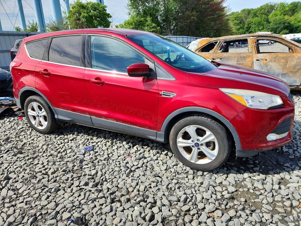 2015 Ford Escape მანქანა იყიდება აუქციონზე, vin: 1FMCU0GX4FUC31579, აუქციონის ნომერი: 54862216