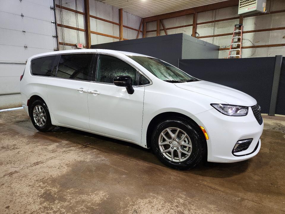 Aukcja sprzedaży 2026 Chrysler Pacifica, vin: 2C4RC1BG9TR226465, numer aukcji: 52409926