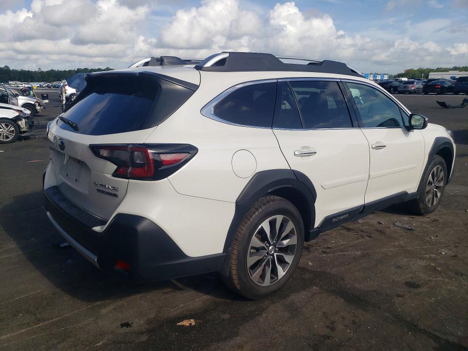2025 Subaru Outback მანქანა იყიდება აუქციონზე, vin: 4S4BTGPD2S3145216, აუქციონის ნომერი: 54724016
