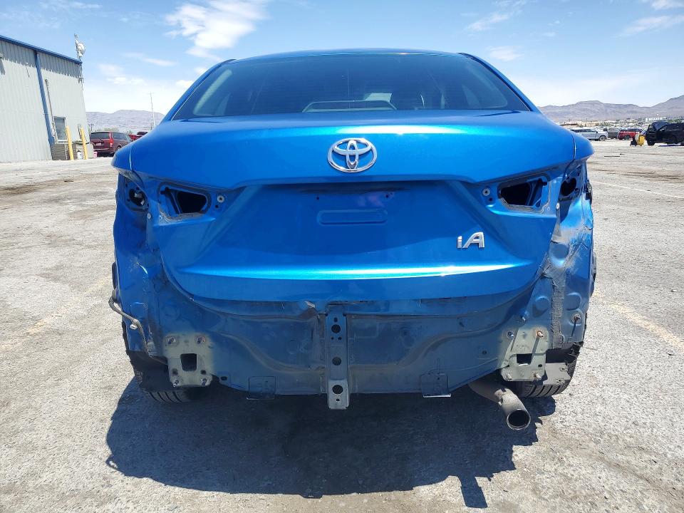 54700606 :رقم المزاد ، 3MYDLBYVXJY302411 vin ، 2018 Toyota Yaris Ia مزاد بيع
