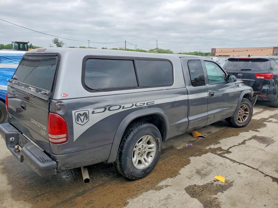 52668686 :رقم المزاد ، 1D7GL12K74S540150 vin ، 2004 Dodge Dakota مزاد بيع