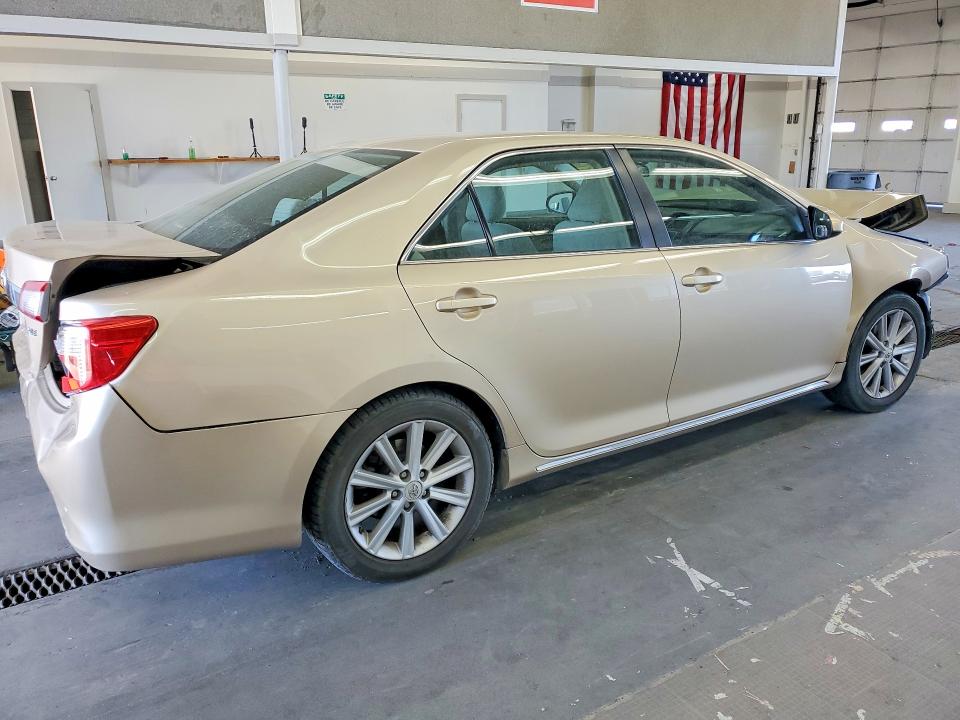 54682646 :رقم المزاد ، 4T4BF1FK6CR182694 vin ، 2012 Toyota Camry مزاد بيع