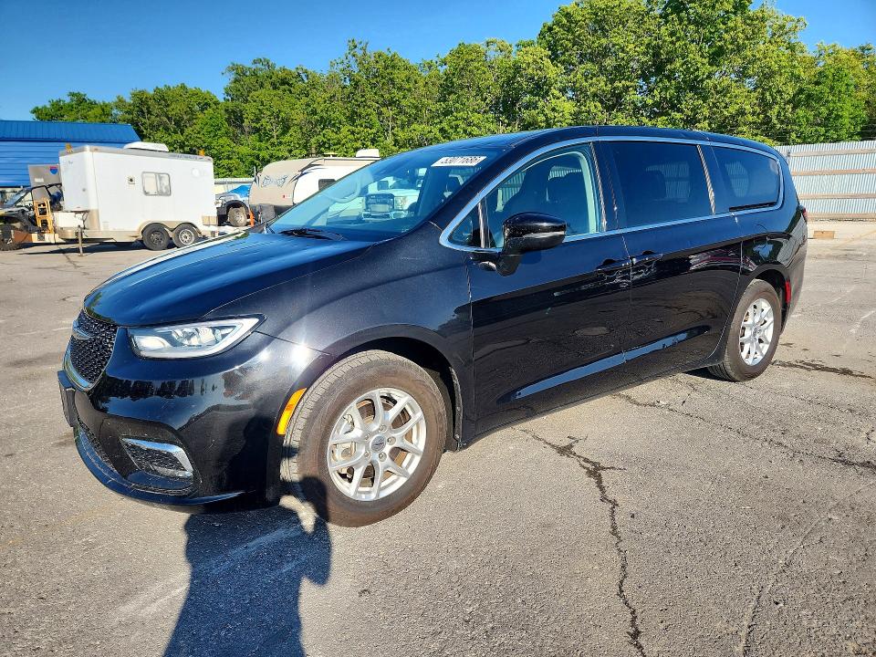 Auction sale of the 2023 Chrysler Pacifica, vin: 2C4RC1BG1PR587033, lot number: 53071686