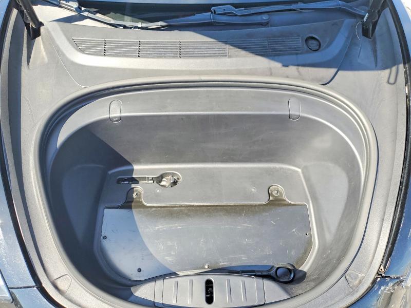 52172486 :رقم المزاد ، 5YJ3E1EA5KF305178 vin ، 2019 Tesla Model 3 مزاد بيع