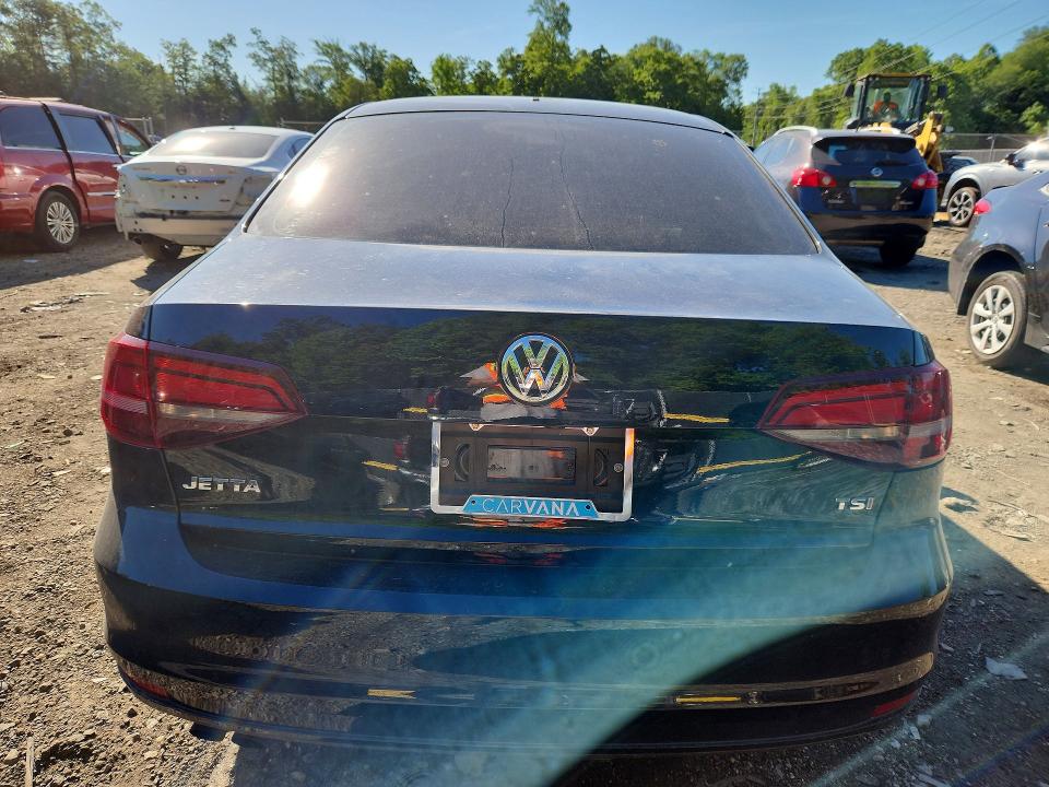 2018 Volkswagen Jetta მანქანა იყიდება აუქციონზე, vin: 3VW2B7AJXJM255897, აუქციონის ნომერი: 55256326