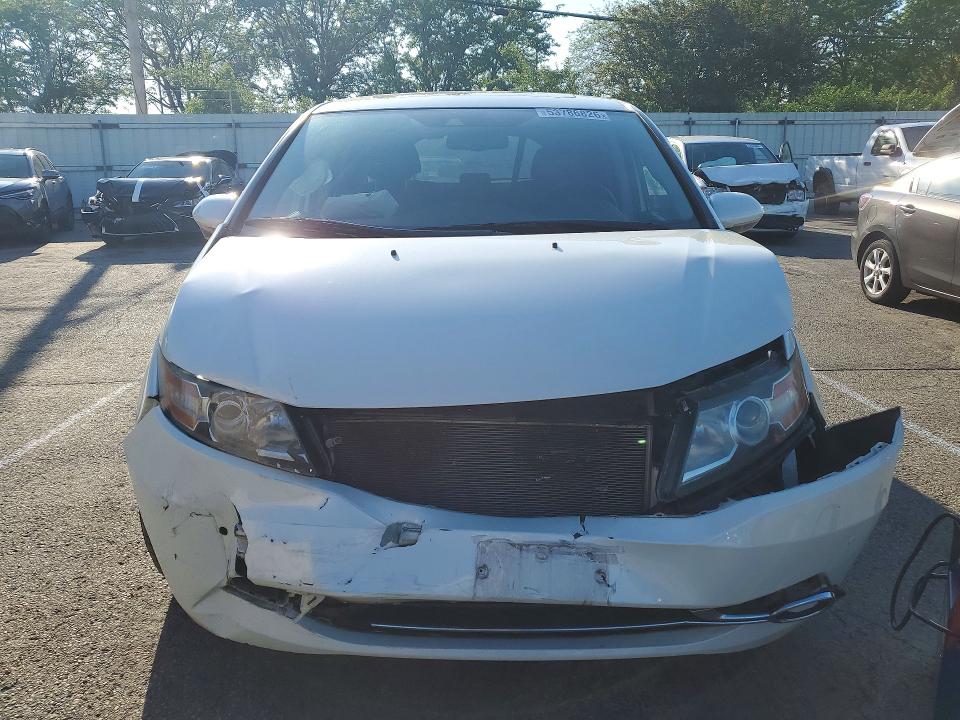 53786826 :رقم المزاد ، 5FNRL5H96FB118515 vin ، 2015 Honda Odyssey مزاد بيع