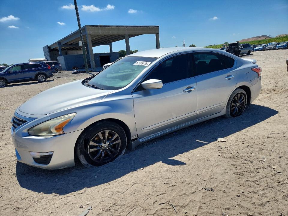 52899446 :رقم المزاد ، 1N4AL3AP5FC458543 vin ، 2015 Nissan Altima مزاد بيع