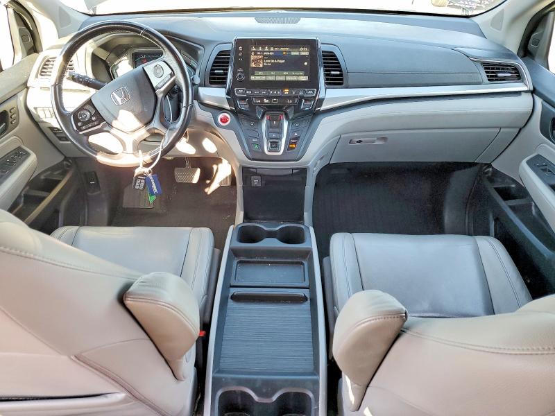52273346 :رقم المزاد ، 5FNRL6H7XKB061590 vin ، 2019 Honda Odyssey مزاد بيع