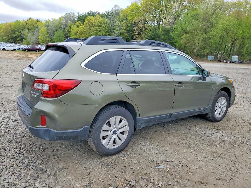 2015 Subaru Outback მანქანა იყიდება აუქციონზე, vin: 4S4BSADC4F3240409, აუქციონის ნომერი: 53510846
