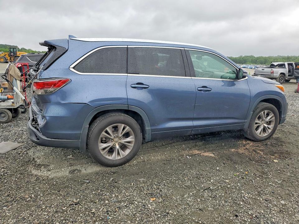 54686336 :رقم المزاد ، 5TDJKRFH8FS131487 vin ، 2015 Toyota Highlander مزاد بيع