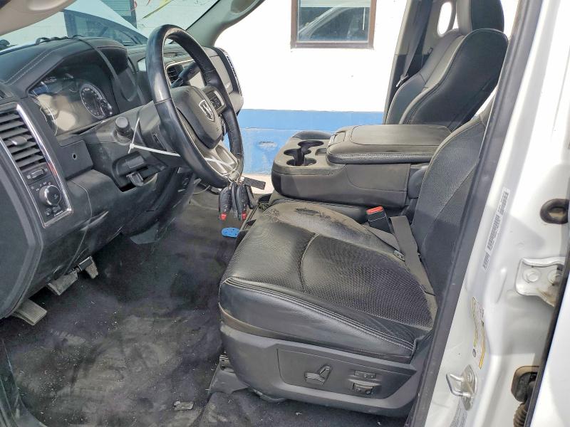 54068986 :رقم المزاد ، 3C6UR5FL3HG702270 vin ، 2017 Ram 2500 مزاد بيع