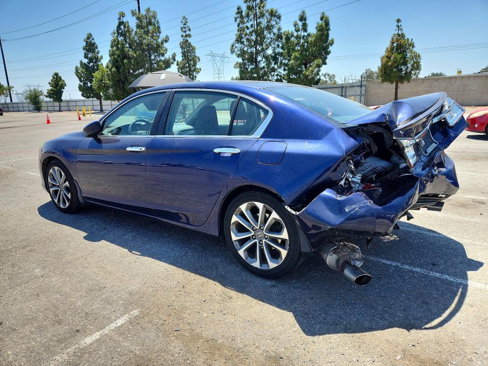 2015 Honda Accord მანქანა იყიდება აუქციონზე, vin: 1HGCR2F55FA167167, აუქციონის ნომერი: 54707116
