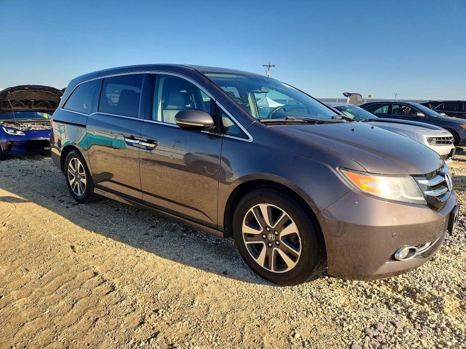 53056106 :رقم المزاد ، 5FNRL5H93FB069953 vin ، 2015 Honda Odyssey مزاد بيع