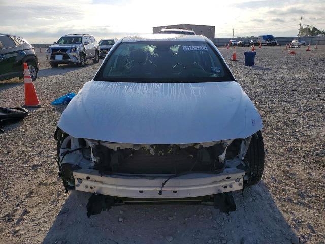 Продажа на аукционе авто 2022 Toyota Camry, vin: 4T1G11AK7NU690827, номер лота: 52726956