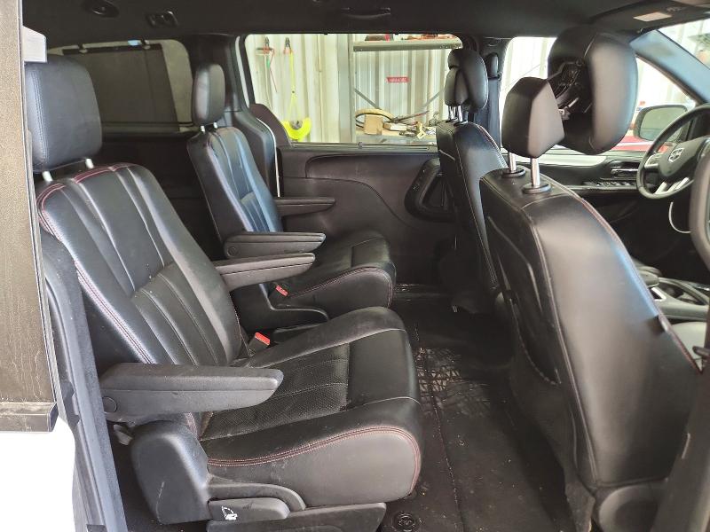 2017 Dodge Grand Caravan მანქანა იყიდება აუქციონზე, vin: 2C4RDGEG8HR696960, აუქციონის ნომერი: 53283236