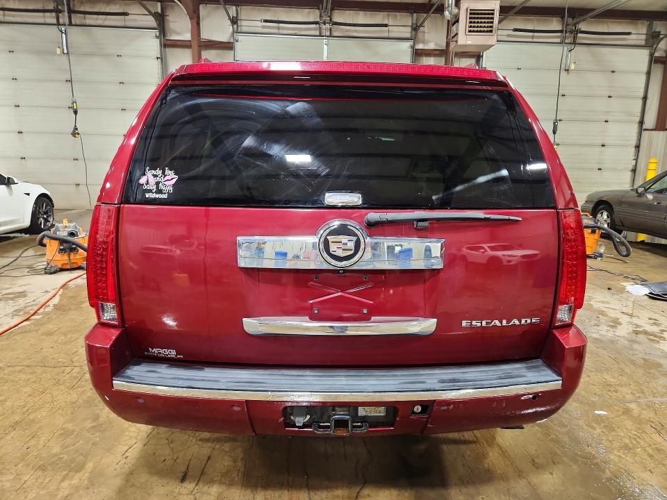 2008 Cadillac Escalade მანქანა იყიდება აუქციონზე, vin: 1GYFK63808R109472, აუქციონის ნომერი: 52843626