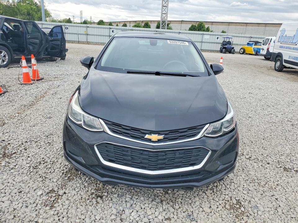 53207546 :رقم المزاد ، 1G1BC5SMXJ7113422 vin ، 2018 Chevrolet Cruze مزاد بيع