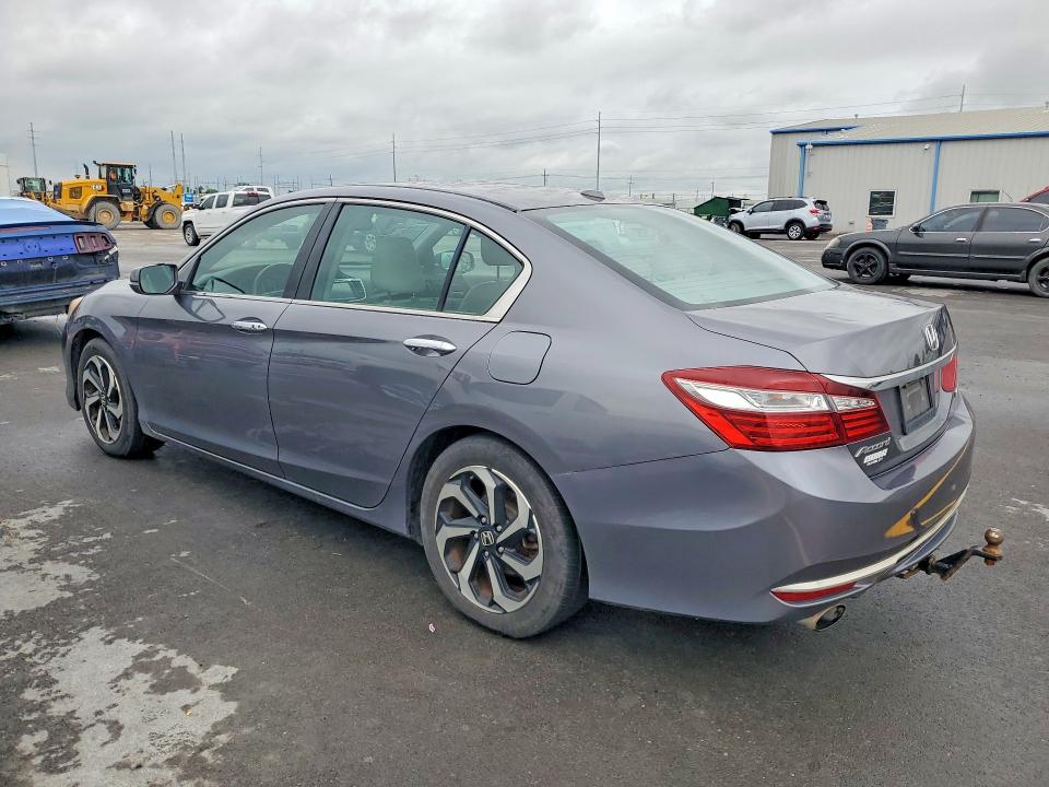 Продажа на аукционе авто 2016 Honda Accord, vin: 1HGCR3F00GA032755, номер лота: 54356046