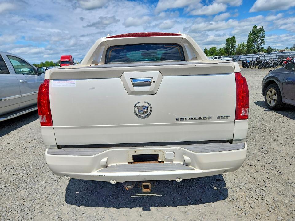 2005 Cadillac Escalade მანქანა იყიდება აუქციონზე, vin: 3GYEK62N55G136729, აუქციონის ნომერი: 53184086