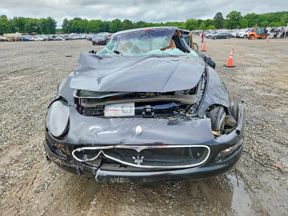 2002 Maserati Coupe მანქანა იყიდება აუქციონზე, vin: ZAMBC38A720008402, აუქციონის ნომერი: 54297266