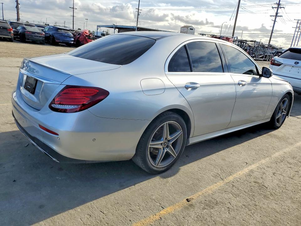 Продажа на аукционе авто 2019 Mercedes-benz E, vin: WDDZF4JB4KA514577, номер лота: 52373046