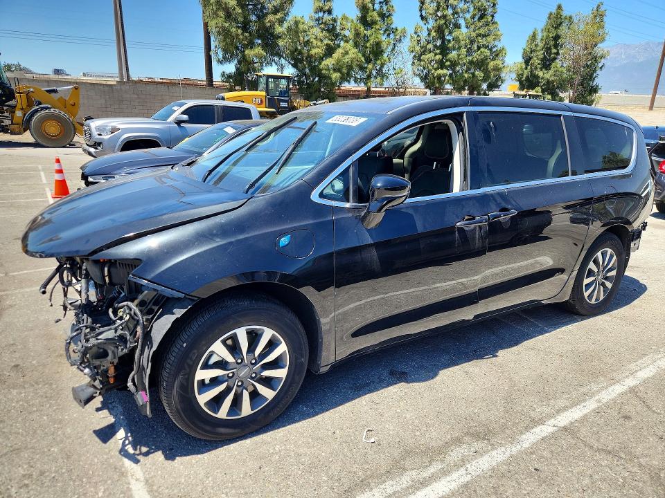 Продажа на аукционе авто 2024 Chrysler Pacifica, vin: 2C4RC1S75RR103996, номер лота: 53238036