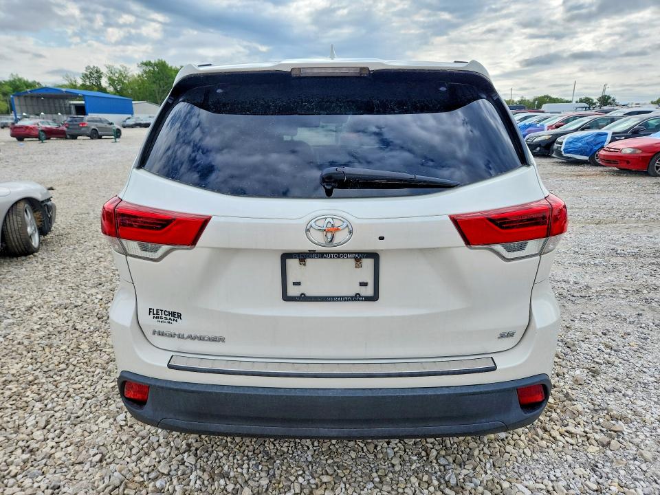 49440846 :رقم المزاد ، 5TDKZRFH6HS516999 vin ، 2017 Toyota Highlander مزاد بيع