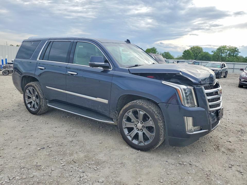 52132386 :رقم المزاد ، 1GYS4BKJ7HR143883 vin ، 2017 Cadillac Escalade مزاد بيع
