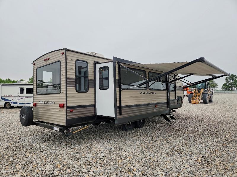 54072536 :رقم المزاد ، 4X4TWDC21K8805925 vin ، 2019 Wildwood Trailer مزاد بيع