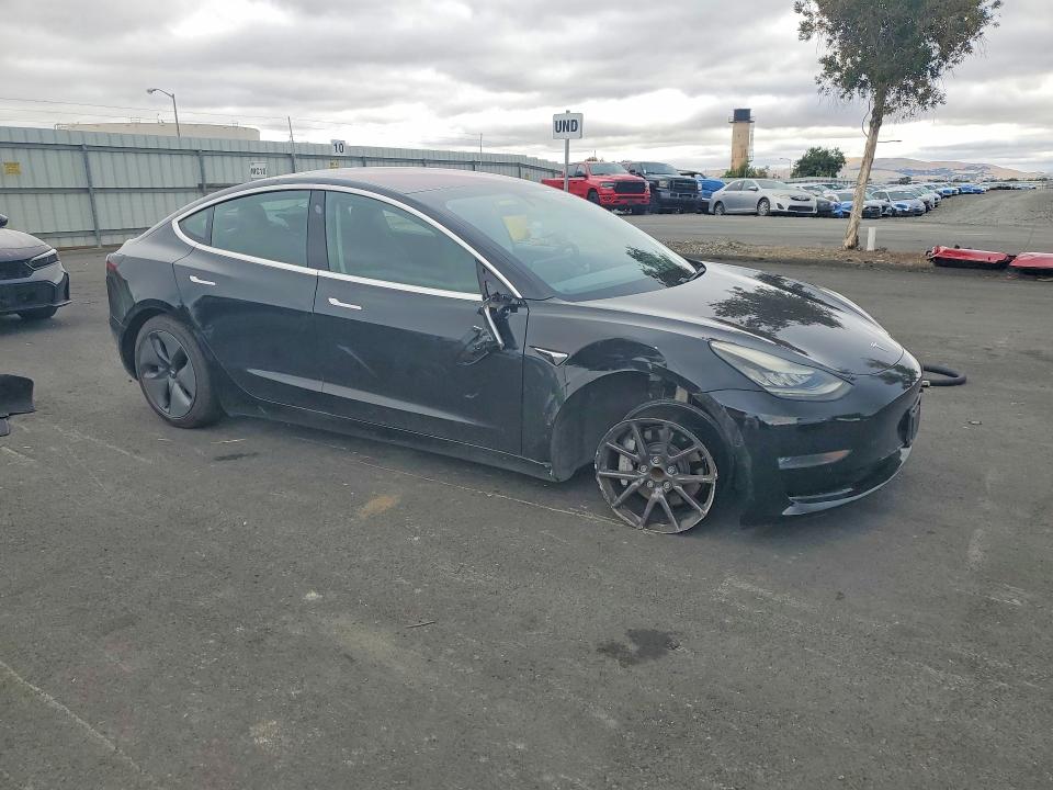 2018 Tesla Model 3 მანქანა იყიდება აუქციონზე, vin: 5YJ3E1EA7JF173426, აუქციონის ნომერი: 54548096