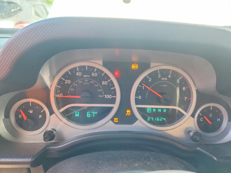 54796966 :رقم المزاد ، 1J4HA3H14AL224672 vin ، 2010 Jeep Wrangler Unlimited مزاد بيع
