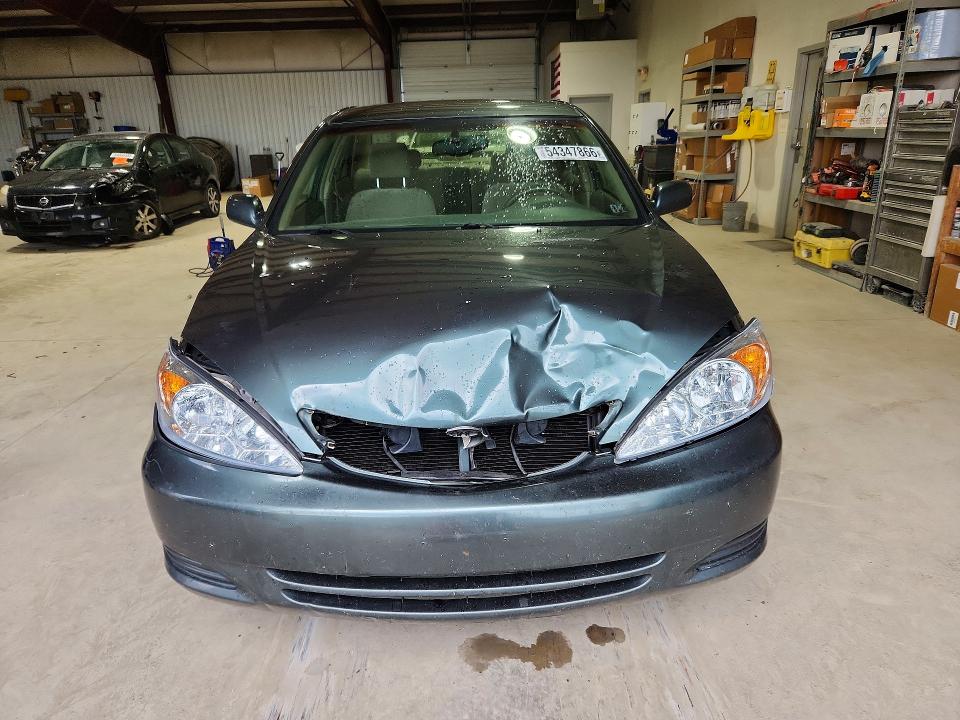 54347866 :رقم المزاد ، 4T1BE32K02U610353 vin ، 2002 Toyota Camry مزاد بيع