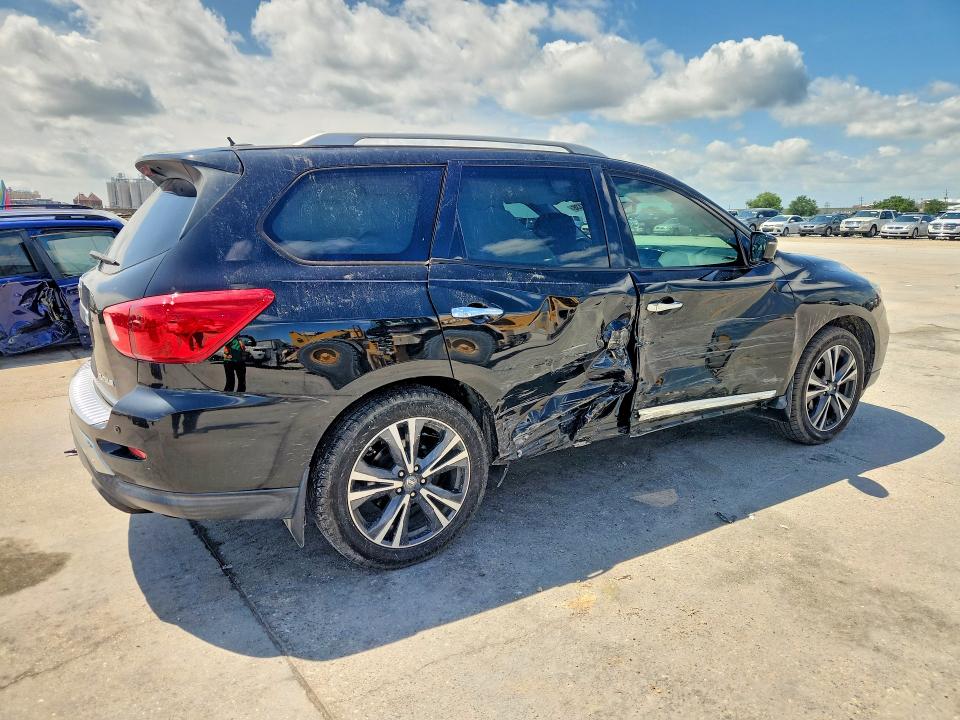 2017 Nissan Pathfinder მანქანა იყიდება აუქციონზე, vin: 5N1DR2MNXHC668337, აუქციონის ნომერი: 55234136